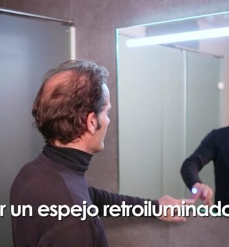 ¿Qué es un aplique de espejo para baño con interruptor?